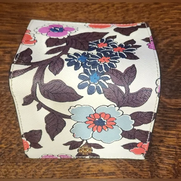 Tory Burch Wallet With Floral Design - Picture 8 of 10